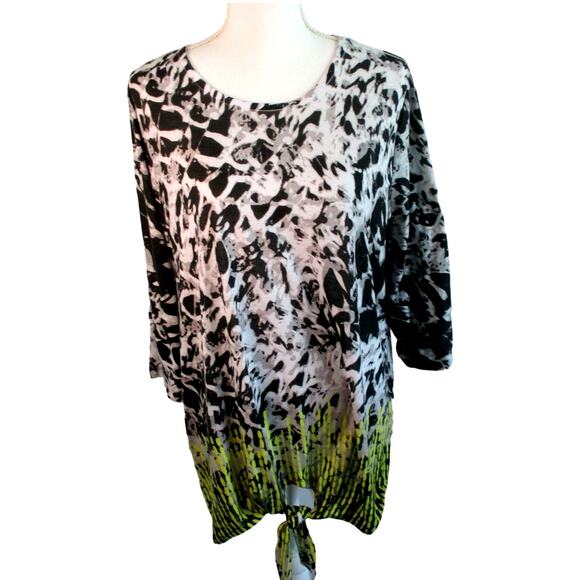 CJ Banks Women's Plus Black & White 3/4 Sleeve Stretch Tee Shirt Size 1X - Picture 1 of 10